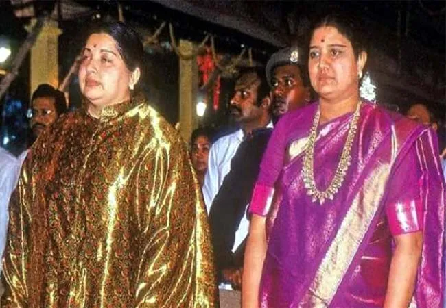 sasikala tamilnadu posters ttv dhinakaran 